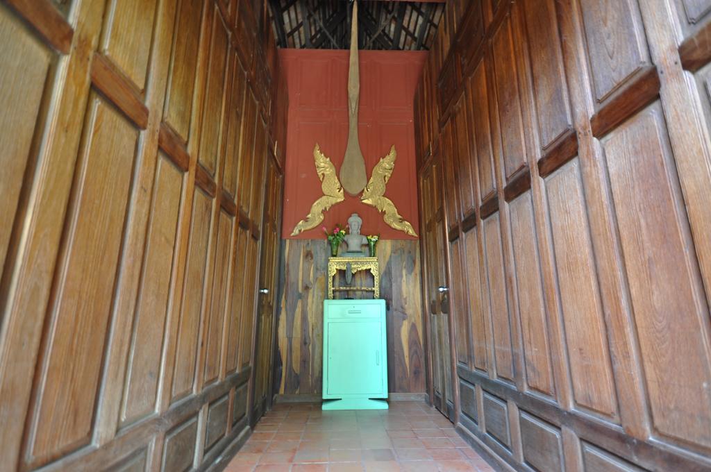Ayutthaya Bouchic Hostel Экстерьер фото