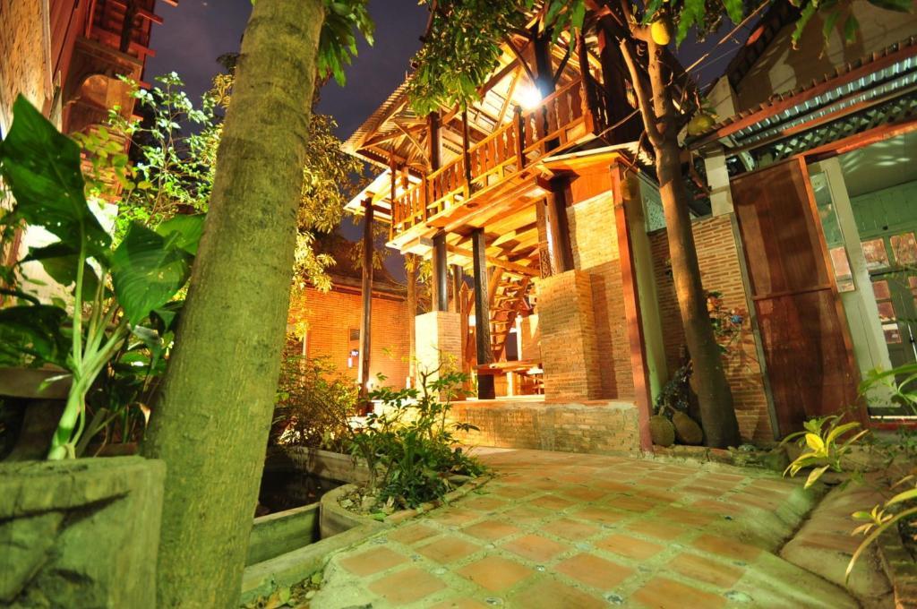 Ayutthaya Bouchic Hostel Экстерьер фото